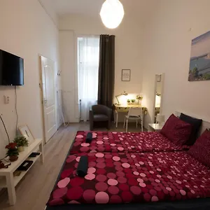  Apartment No. 11 With 2 Bathrooms Next To Railway Station
