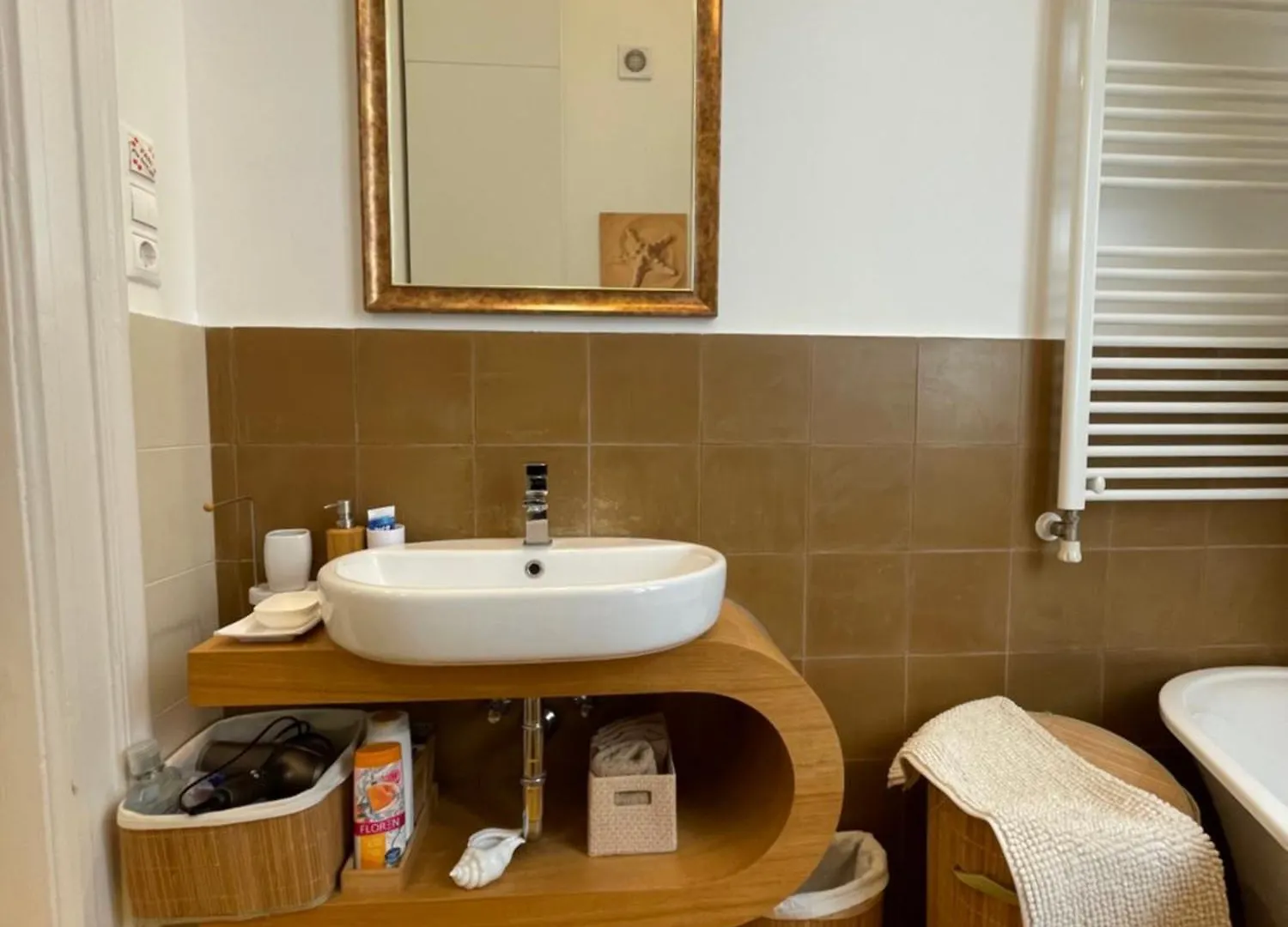 Amber Pearl Apartment 2 Rooms And 2 Bathrooms At Kalvin Square Budapest